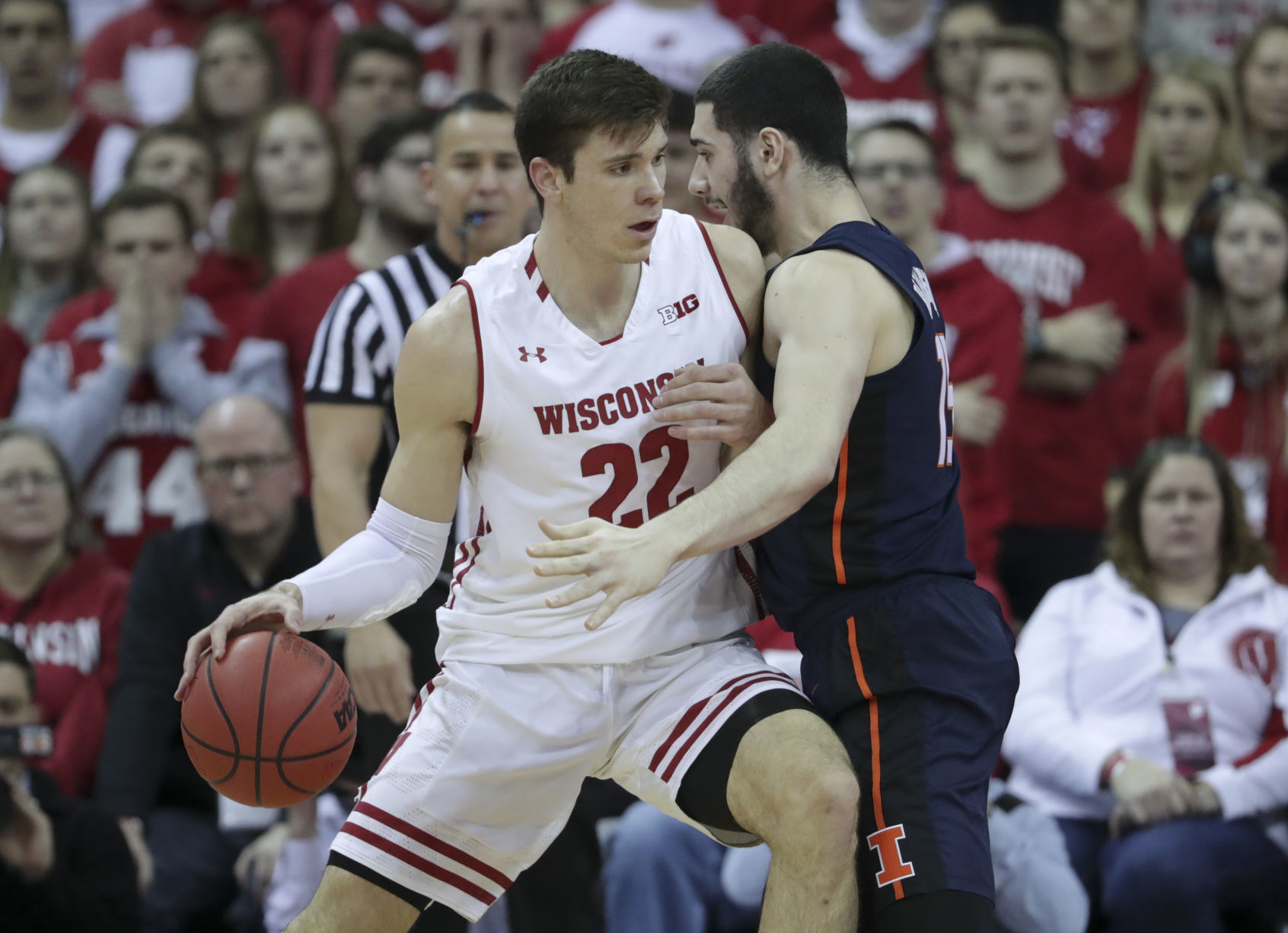 Badgers 64, Fighting Illini 58